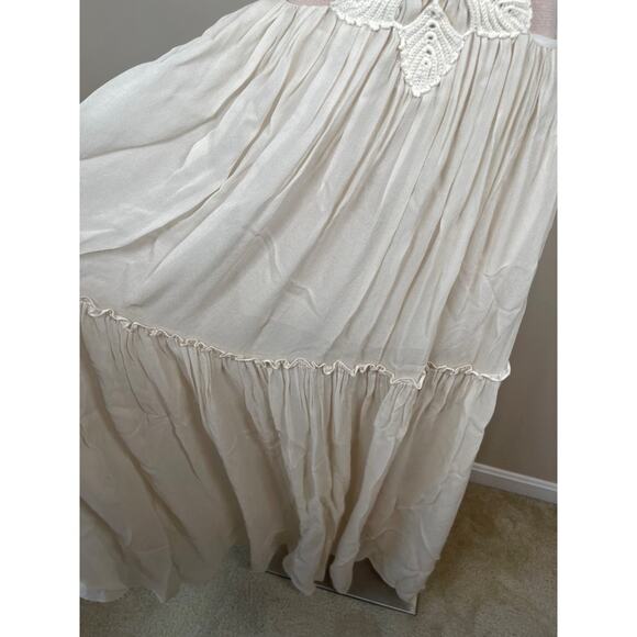 Ixiah Mona Crochet Floral Cutout Ivory White Maxi Dress Size 4 - Picture 8 of 11